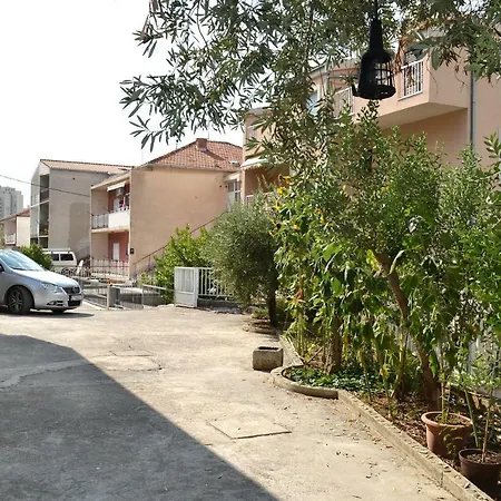 Gasthof Sunflower Split