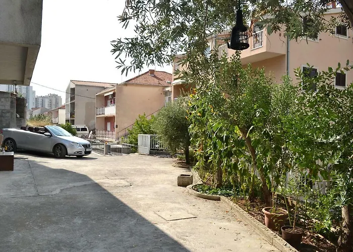 Πανσιόν Sunflower Σπλιτ